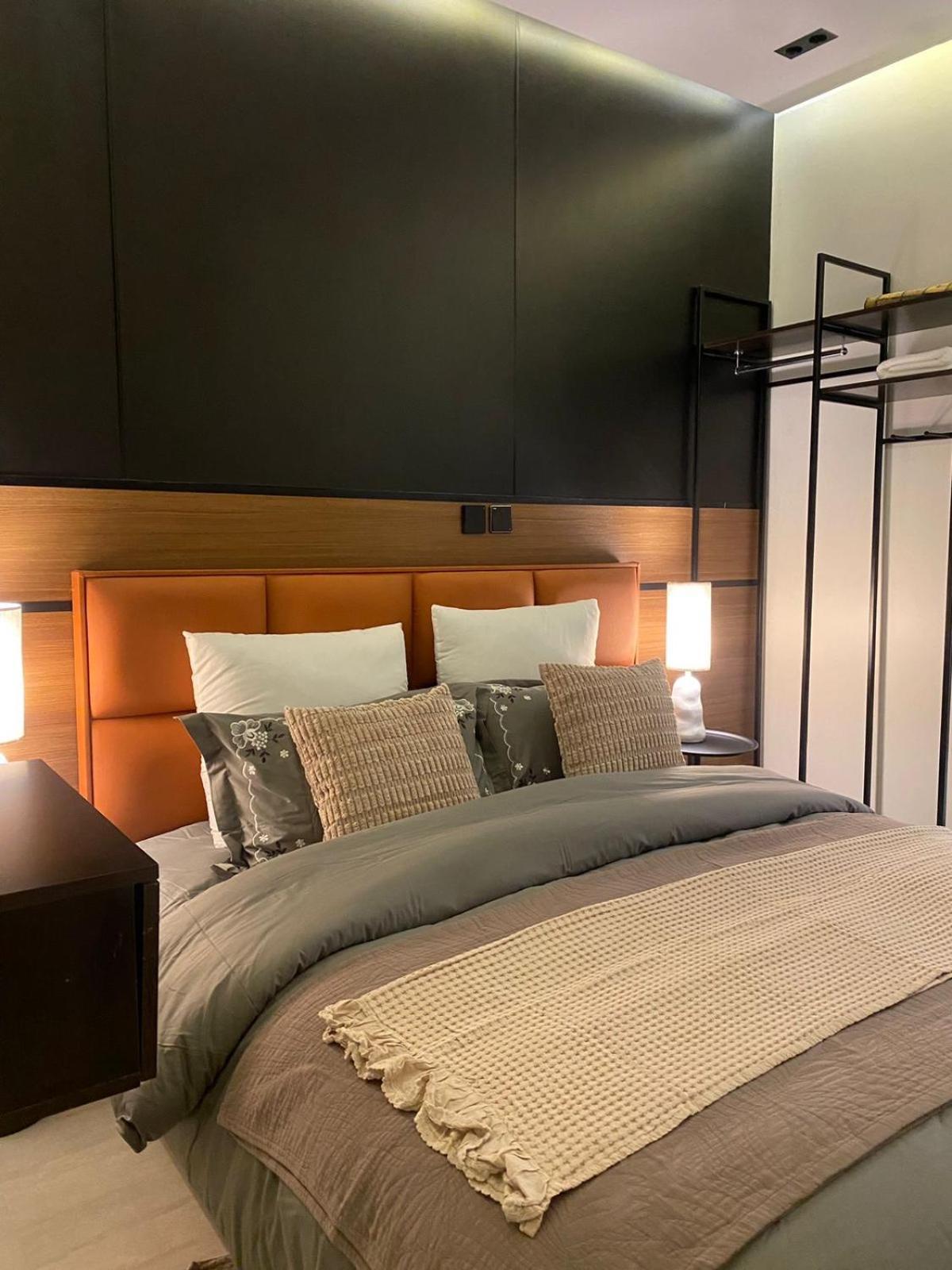 Brooklyn With Private Entrance Apartment