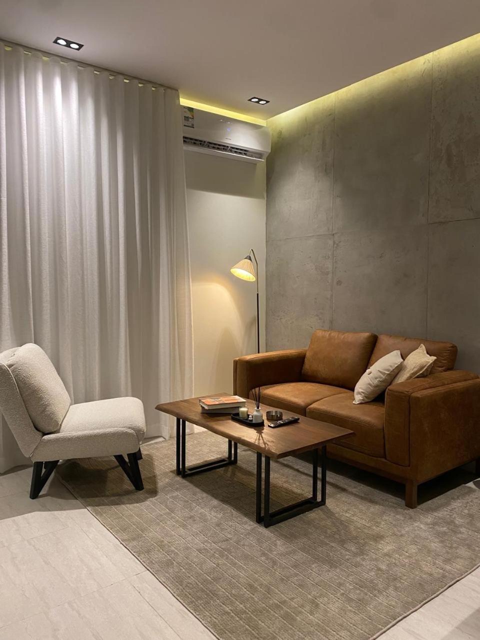 Brooklyn With Private Entrance Apartment *